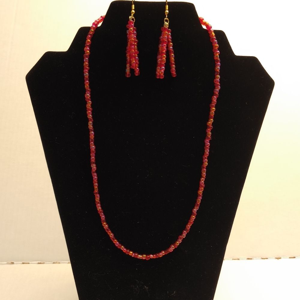 Necklace & Earring Set Red and Pink Glass Beads